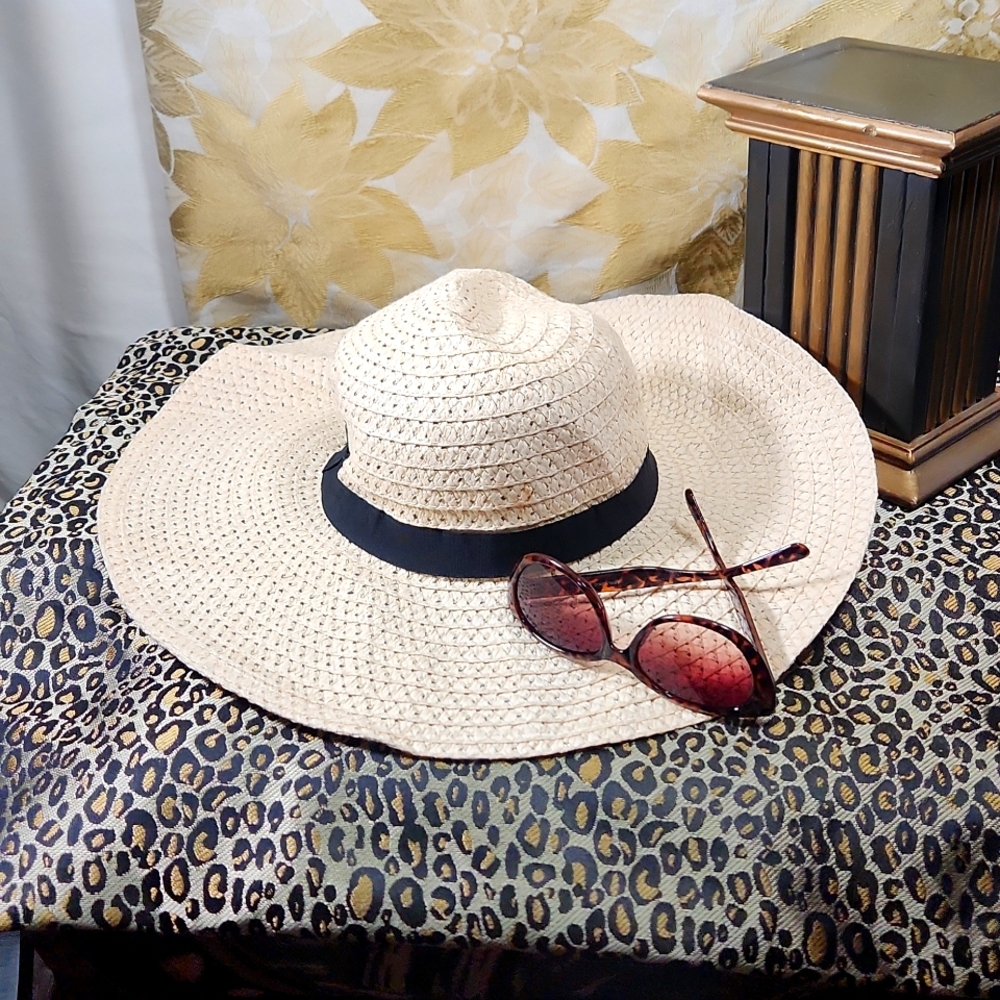 CALL IT SPRING Hat